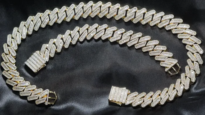 Lab Diamonds London Bracelets Gold Cuban Link Chain Iced Out Chain Gold Baguette Diamond Cuban Link Chain Gold Iced Out Bracelet