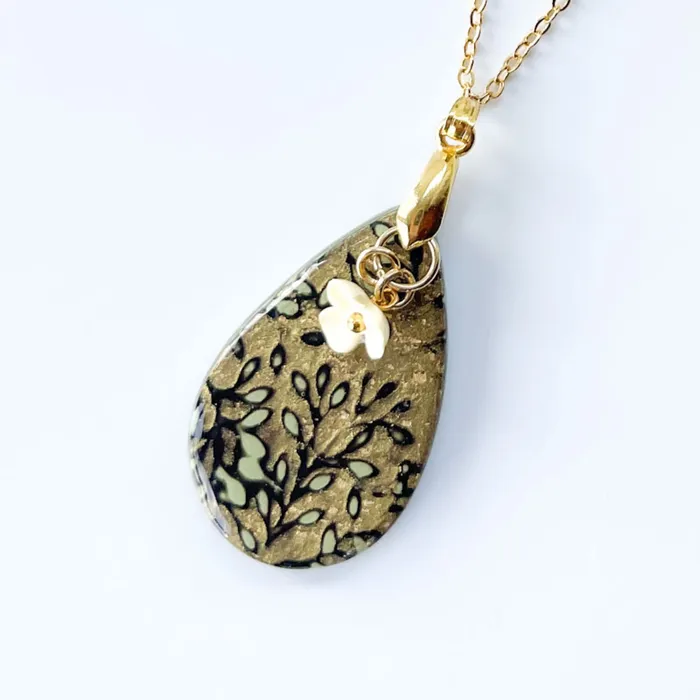 Willow Wattle Handmade Necklaces NEW Gold Park Long Drop Flower Necklace