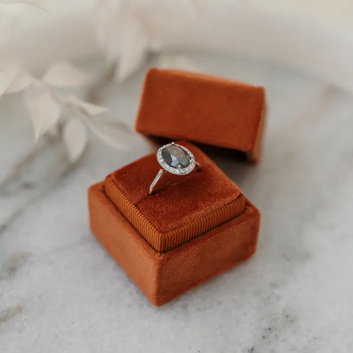 VENVS Rings The Calisto 14k Yellow Size 8 Stone Moissanite Round 75mm Antelope Ring Box Custom Engraving 0